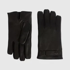 Strap Glove
